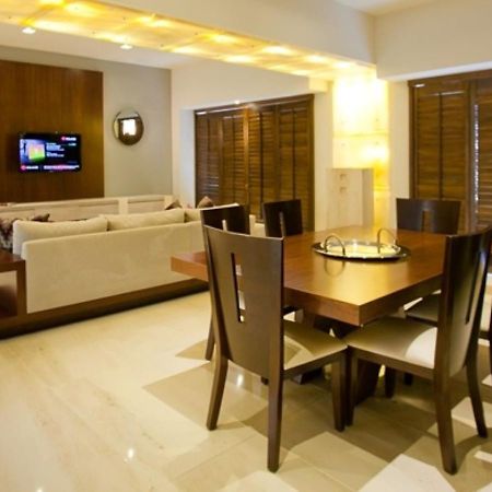 Hs Hotsson Hotel Леон Екстериор снимка