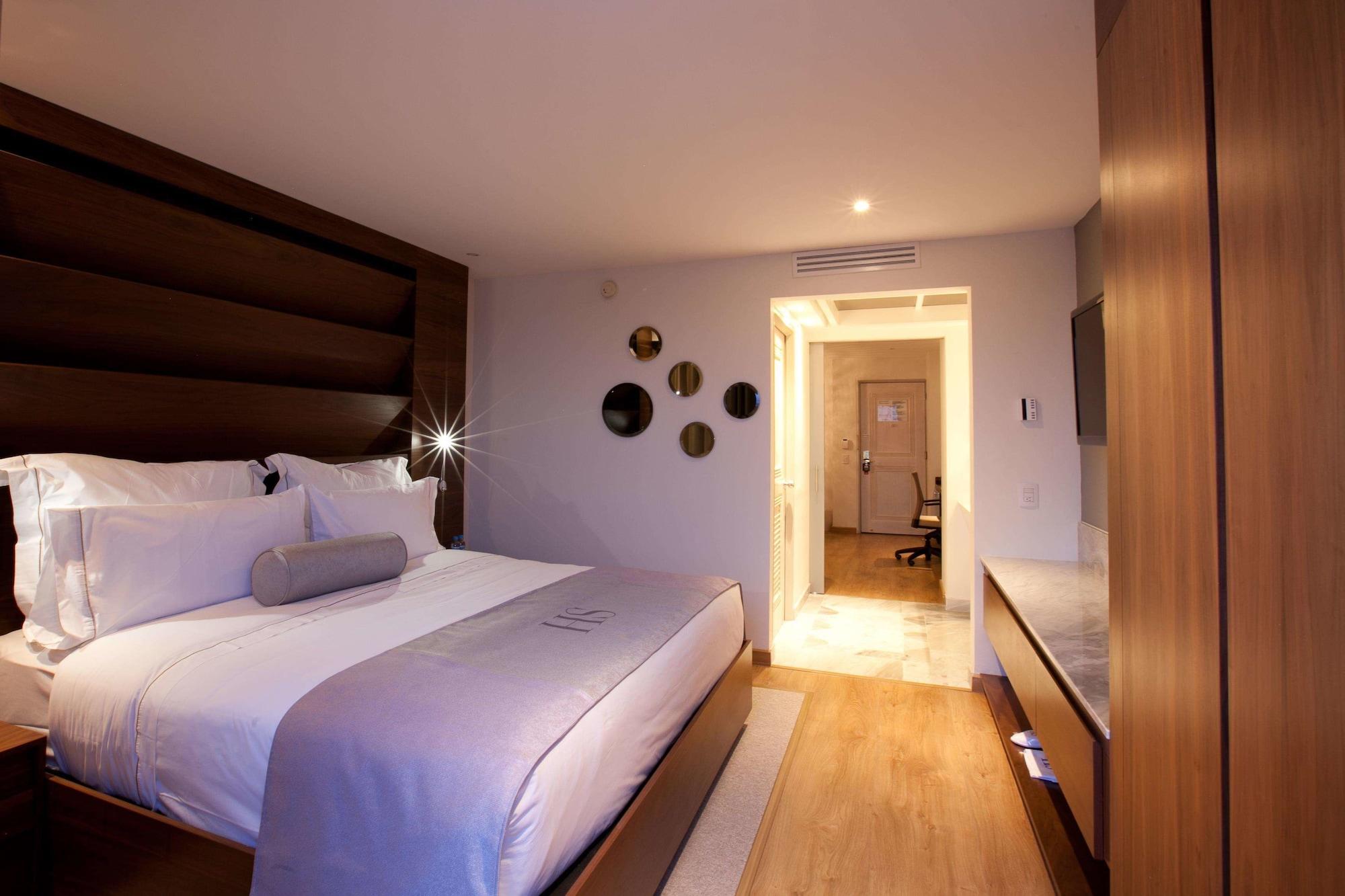 Hs Hotsson Hotel Леон Екстериор снимка