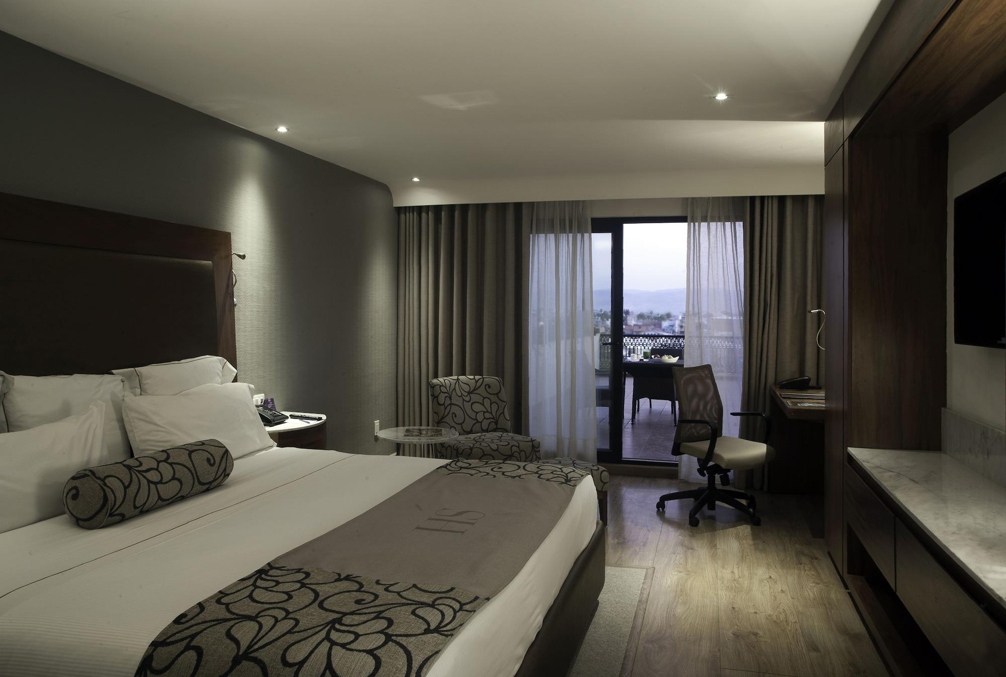Hs Hotsson Hotel Леон Екстериор снимка