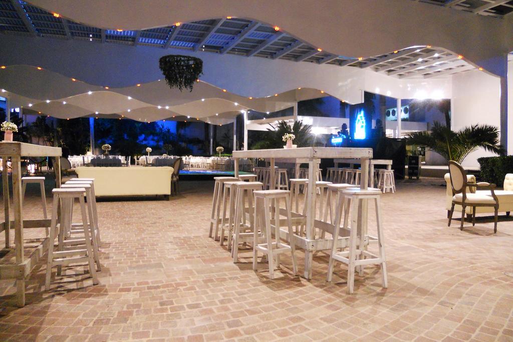 Hs Hotsson Hotel Леон Екстериор снимка