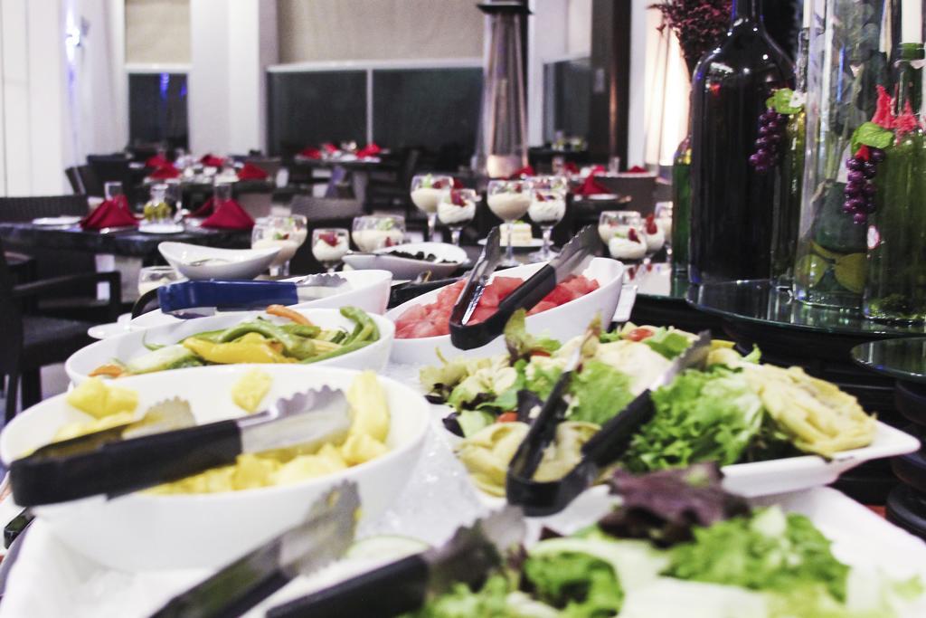 Hs Hotsson Hotel Леон Екстериор снимка