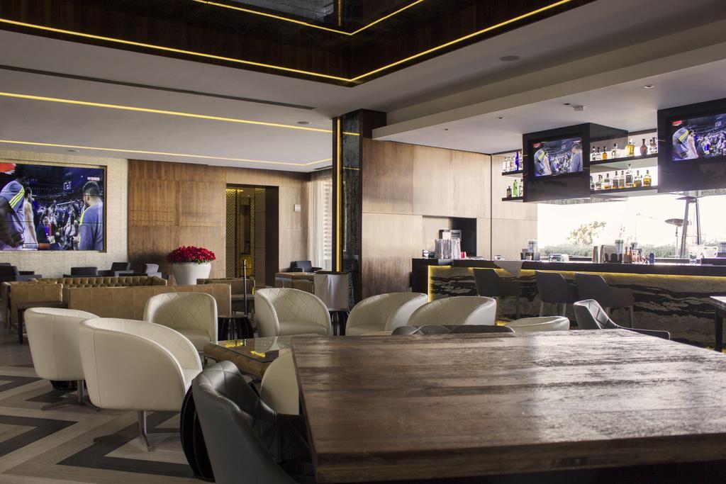 Hs Hotsson Hotel Леон Екстериор снимка